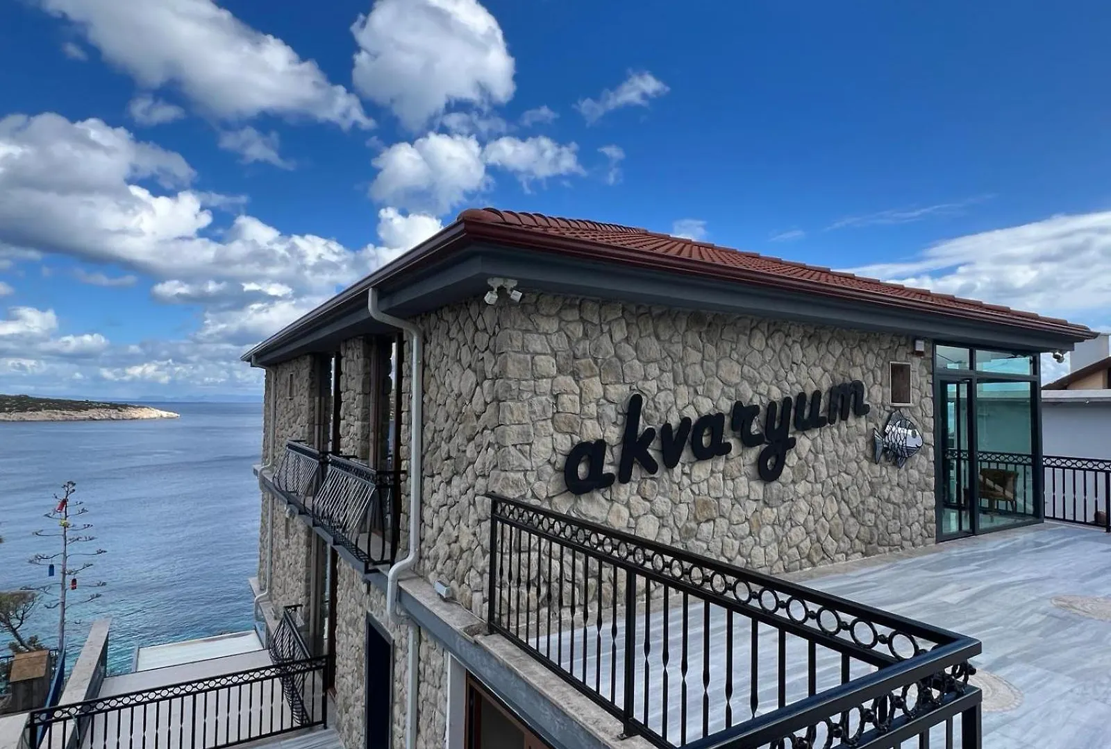 Akvaryum Butik Otel Karaburun