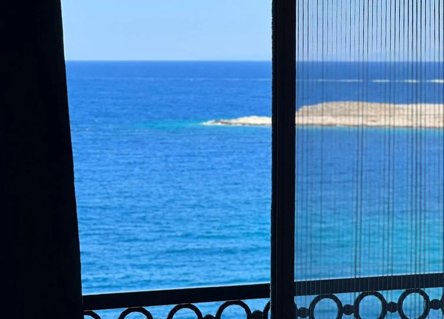 Akvaryum Butik Otel Karaburun  Hotel